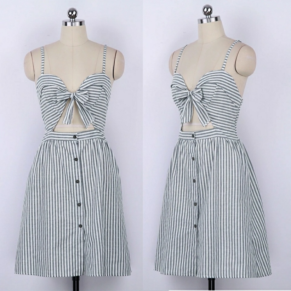 🌻Navy Blue Strapped Bow Madi Dress